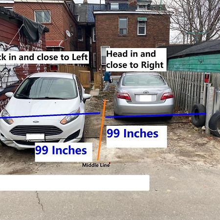 Single Room With Shared Bathroom 536C Toronto Exterior photo